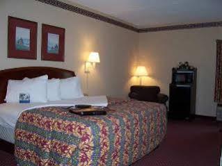 Hotel Hampton & Newport News-airport - Oyster Point Area