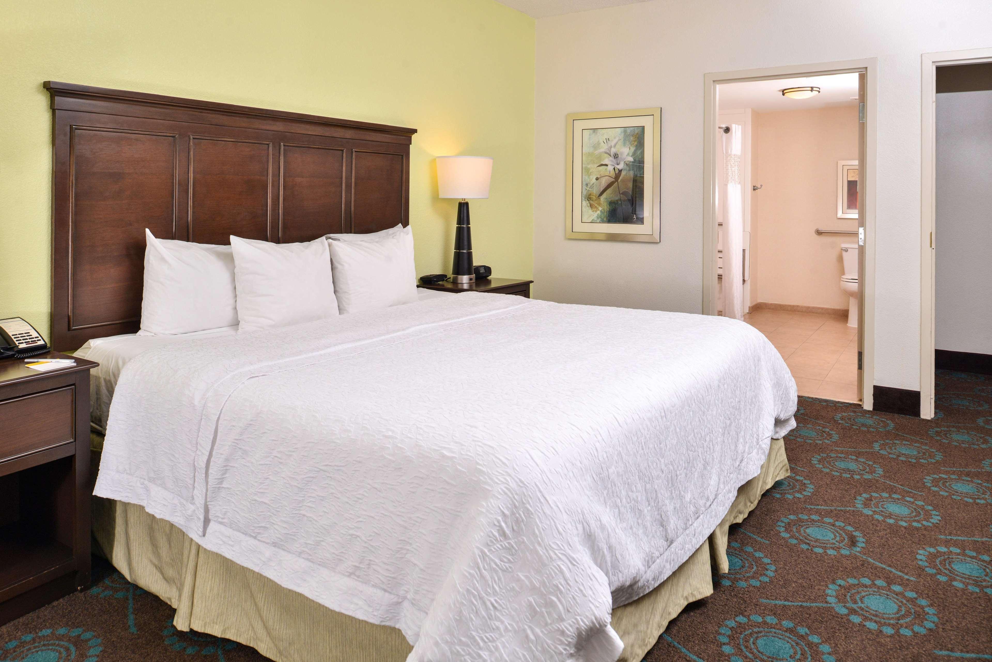 Hampton & Newport News-airport - Oyster Point Area Hotel Newport News