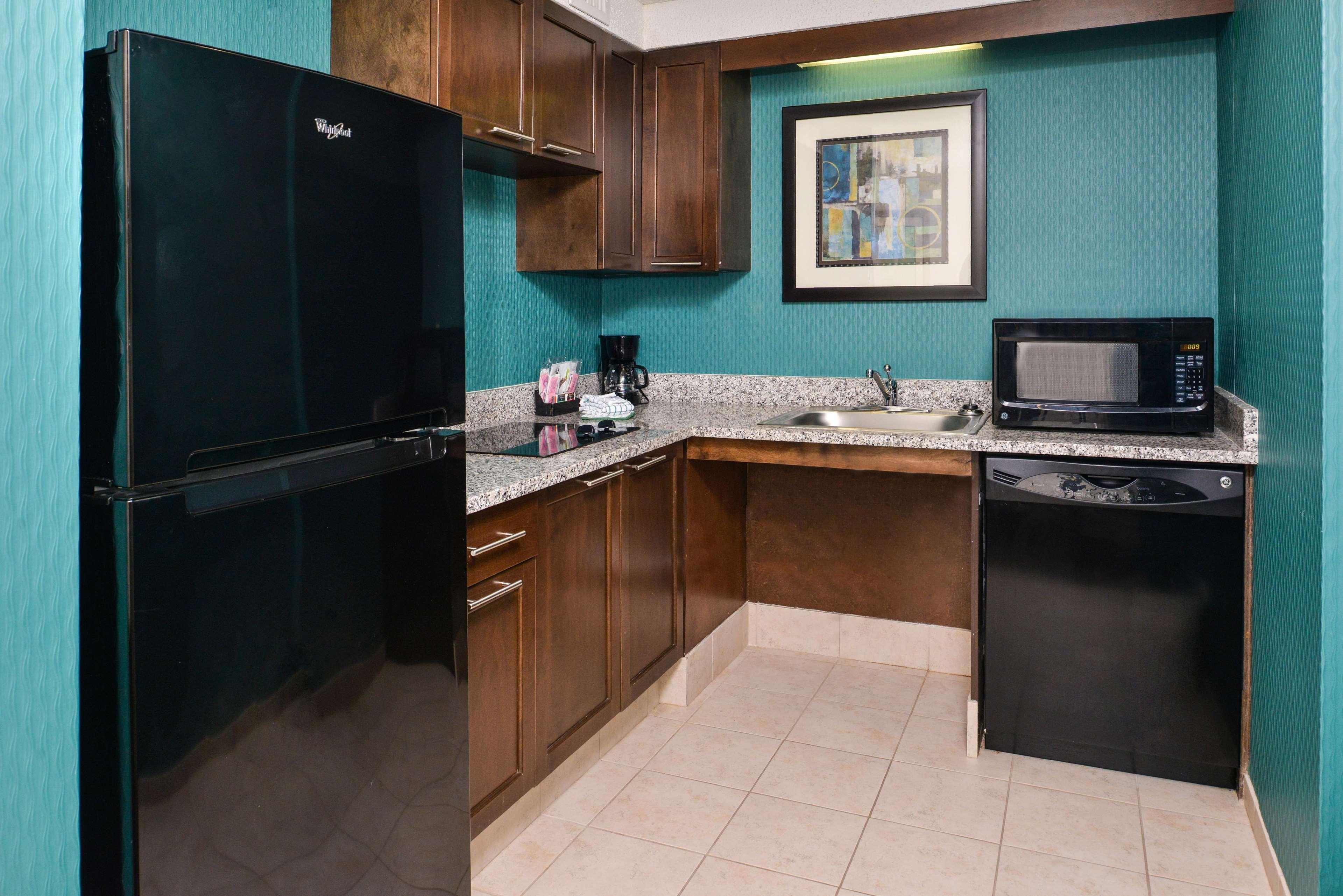 Hampton & Newport News-airport - Oyster Point Area Hotel Newport News