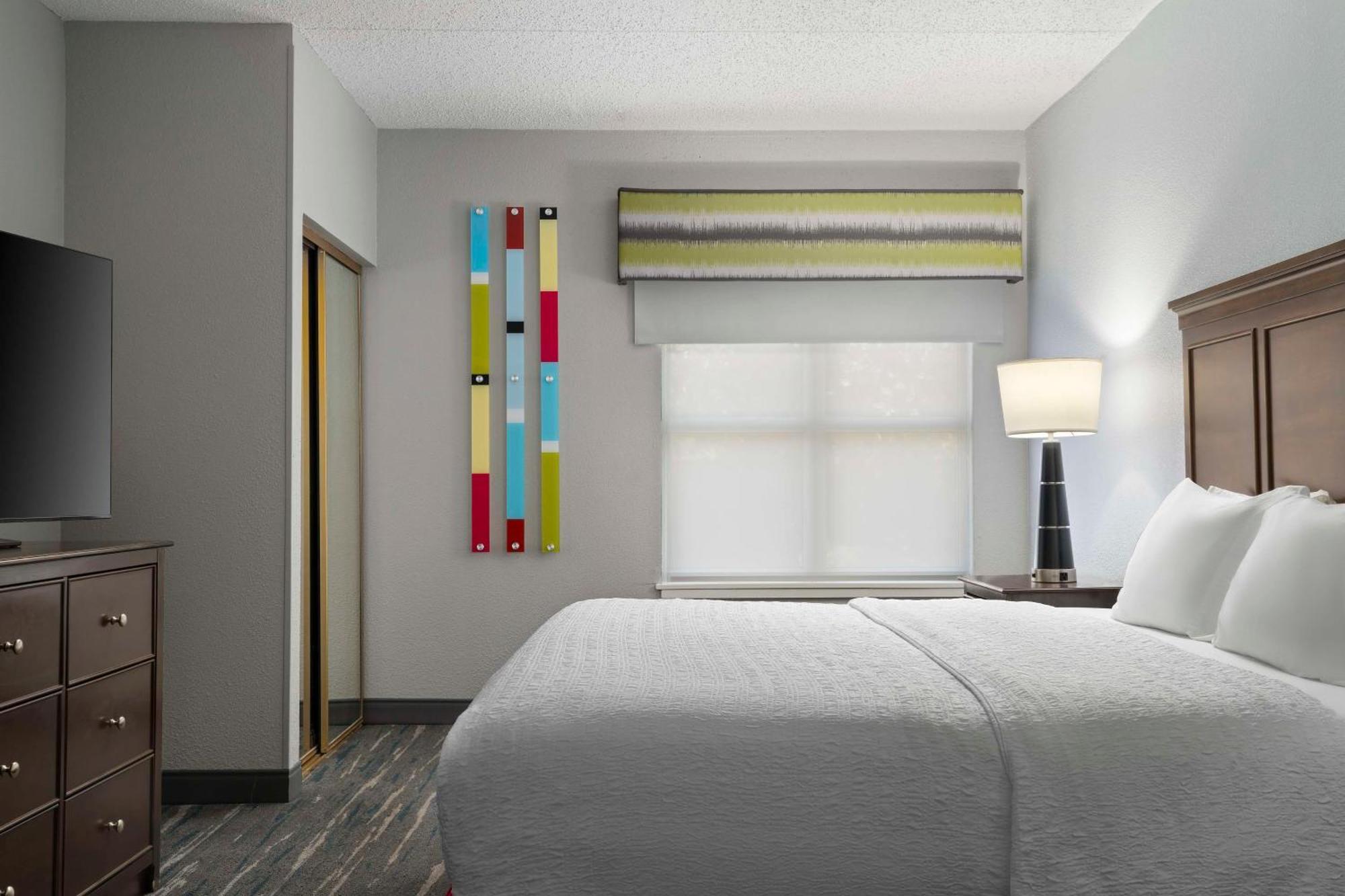 Hotel Hampton & Newport News-airport - Oyster Point Area Newport News